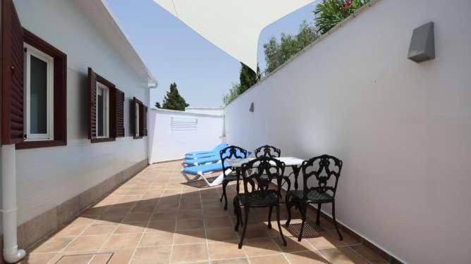 Apartamentos La Mar Sala Piscina Compartida โกนิล เด ลาฟรอนเตรา ภายนอก รูปภาพ