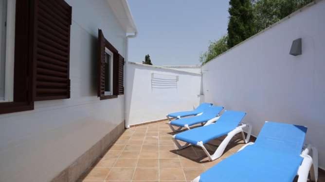 Apartamentos La Mar Sala Piscina Compartida โกนิล เด ลาฟรอนเตรา ภายนอก รูปภาพ